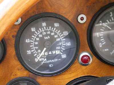 87av0151i.jpg