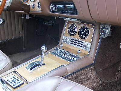 70qa0315j.jpg