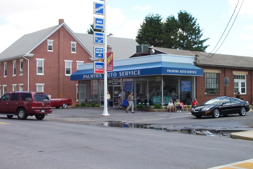 Bob's Studebaker Resource site (Unknown Dealer Pictures Penn )