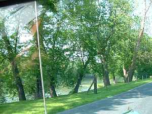 d040605a.jpg